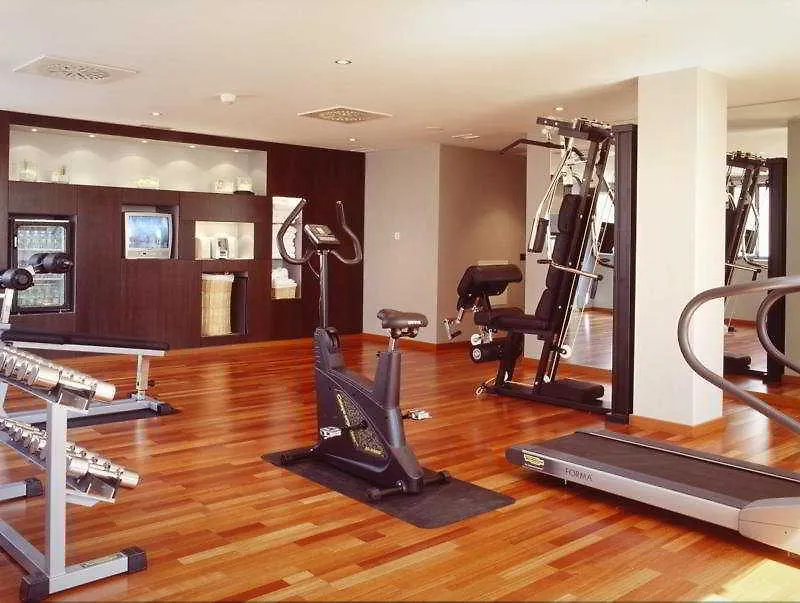 Ac Hotel Tarragona By Marriott 4*,